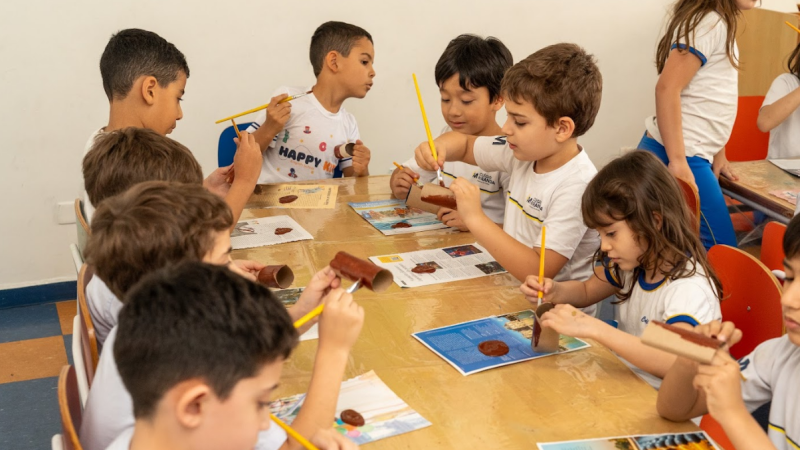 Semanas temáticas e campanhas de conscientização: quando o calendário vira projeto